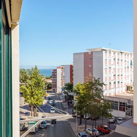 Apartment Breeze Beach House Setubal