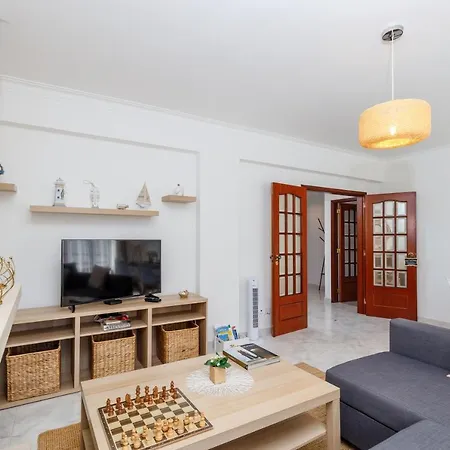 Apartment Breeze Beach House Setubal