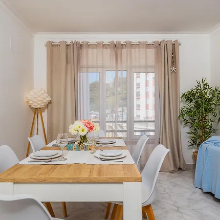 Breeze Beach House Apartment